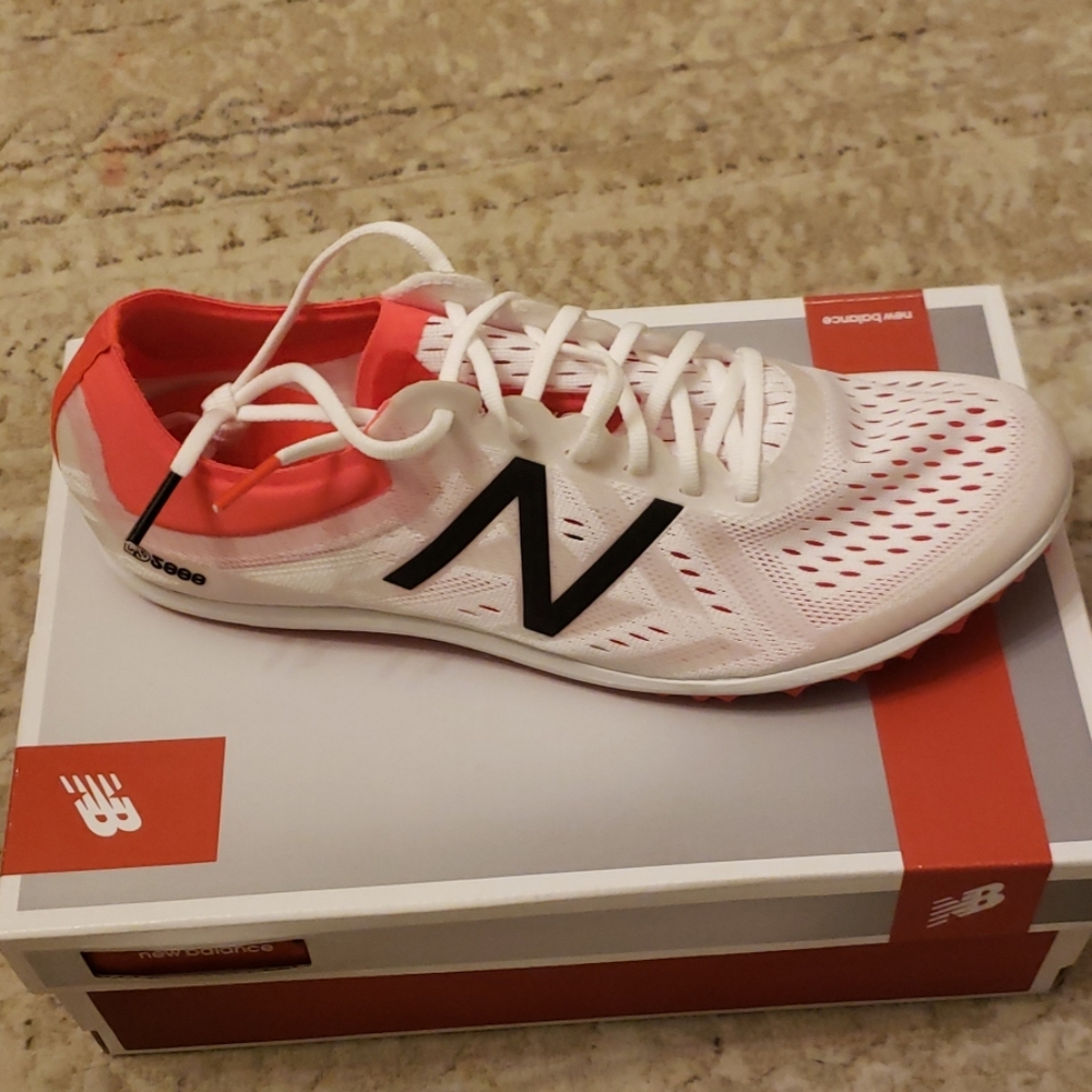 New Balance Women's LD5V5 Size 10 Track Shoes